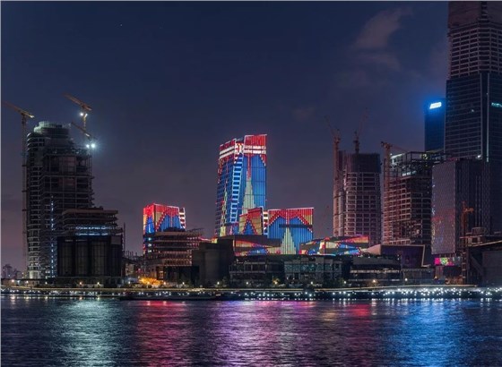 樓體燈光秀，展示城市新魅力！01