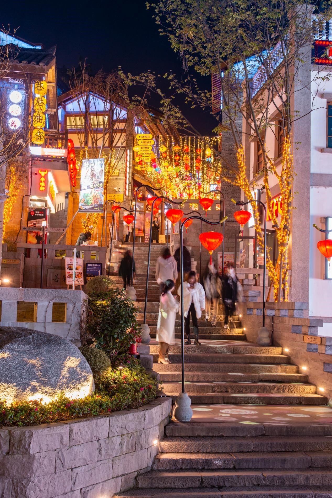 文旅夜游，帶動(dòng)城市經(jīng)濟(jì)發(fā)展的一把好手！01